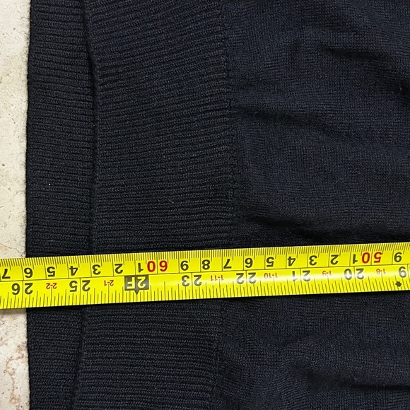 Nike Golf Men’s XL Black lightweight Sweater Sport Soft Wool Blend Layering Work - Picture 11 of 12